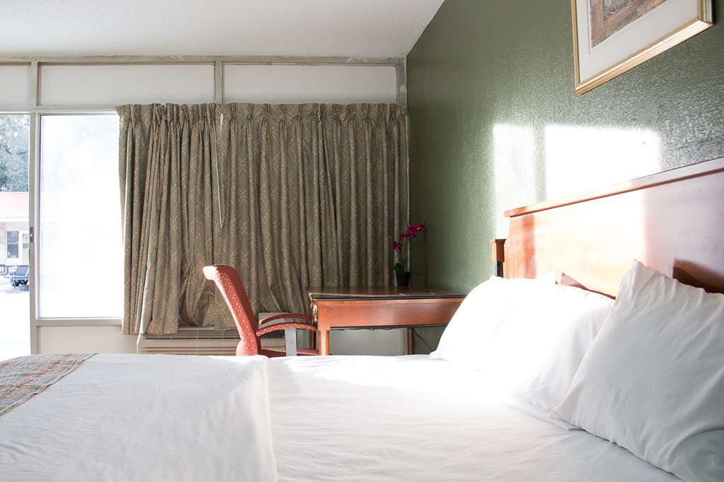 Cocomo Inn & Suites Moultrie Bilik gambar